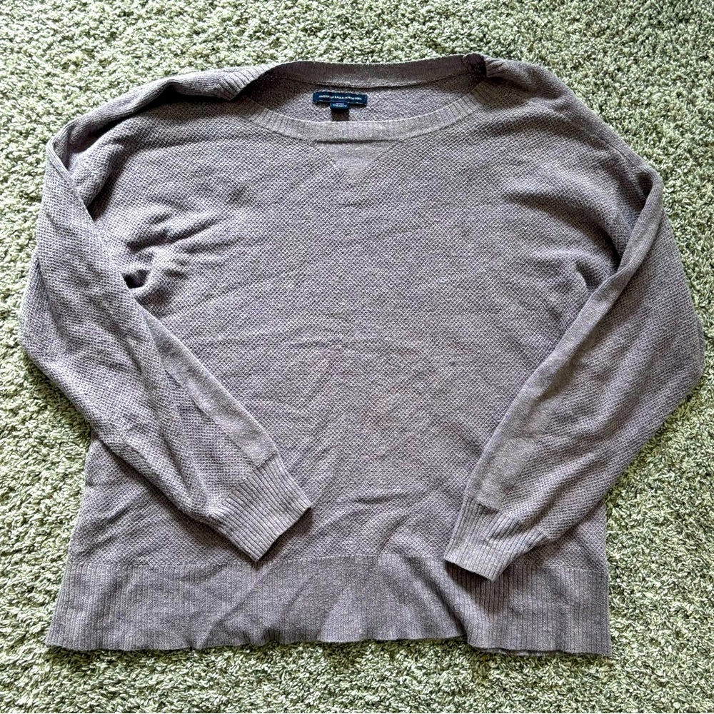 American Eagle Sweater